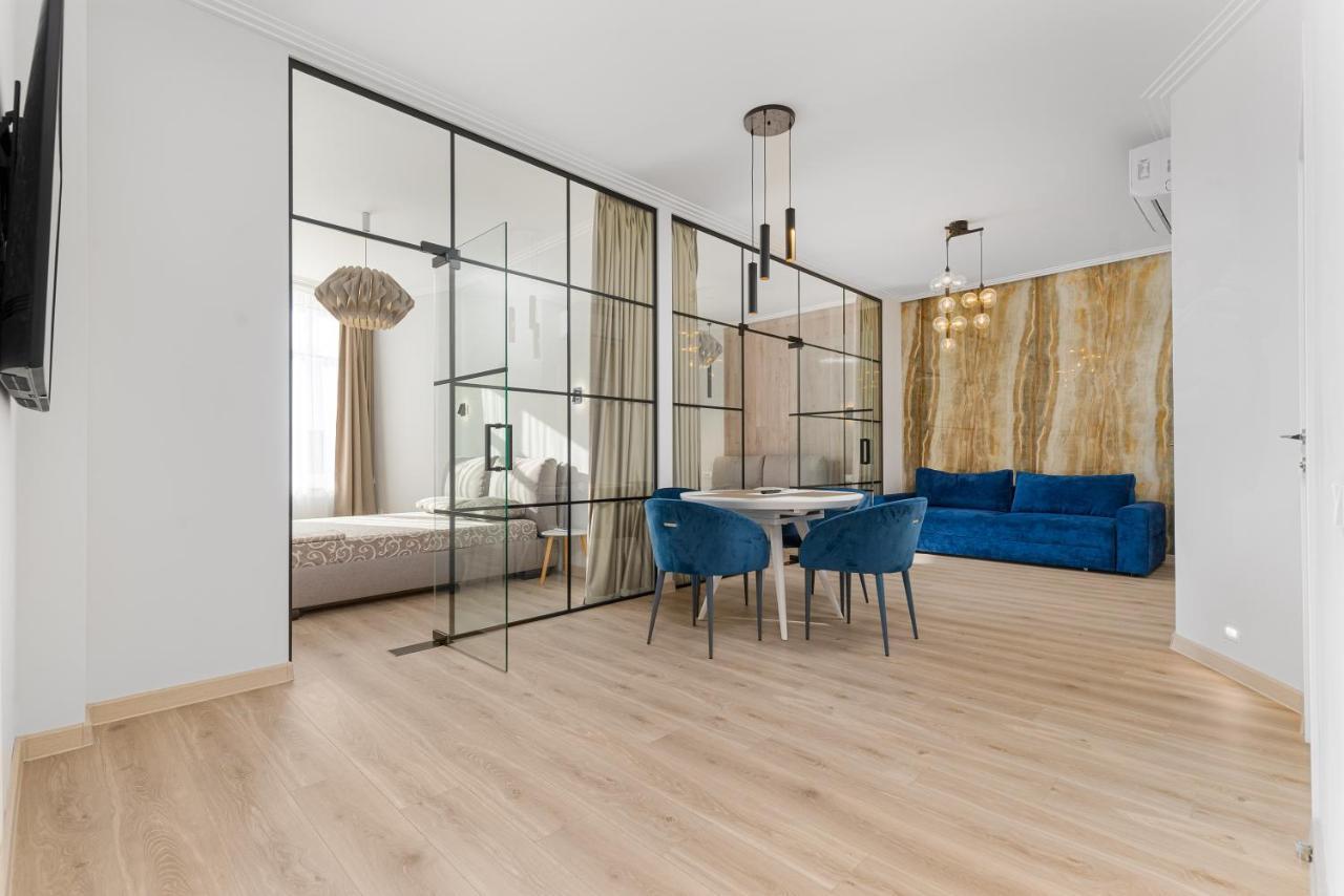 Sea Symphony Luxury 3-Bedrooms Apartment Odessa Ngoại thất bức ảnh
